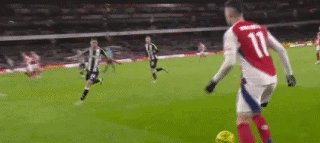 1736290299276007049.gif 阿联87.gif